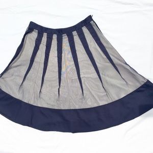 INC Sheer Net Lined Skirt Navy & White Size 10 Excellent Condition
